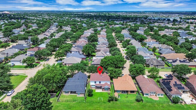 Building Photo - 4610 Plum Forest Rd
