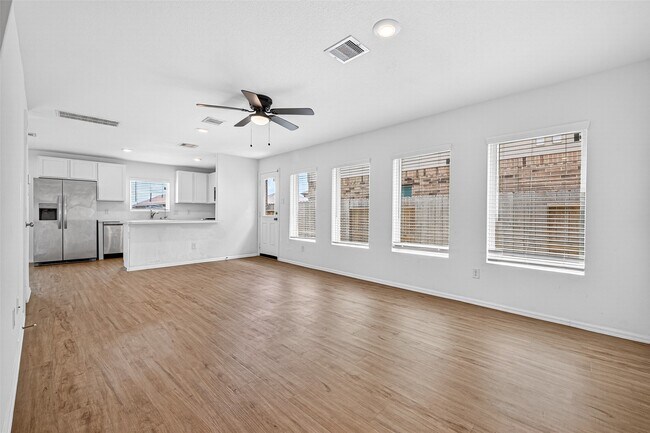 Building Photo - 27003 Euphonia Grn Ln