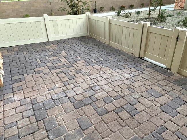 Private Patio - 4100 S Pinelake Way