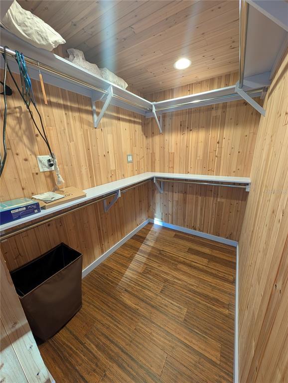 Building Photo - 140 N Briggs Ave