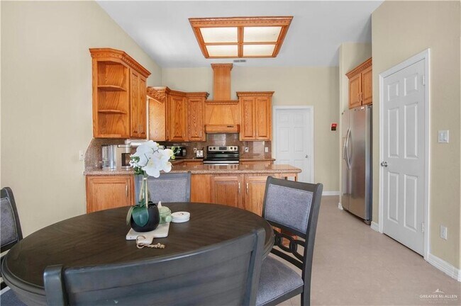 Building Photo - 2622 Easy St