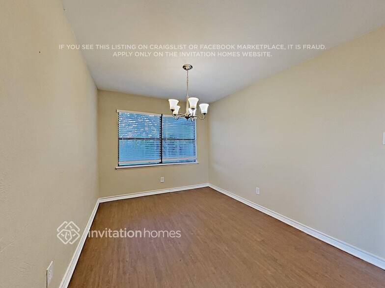 Building Photo - 6101 Greenlawn St