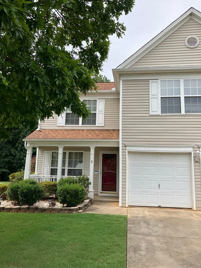 Building Photo - 1 E Okaloosa Way