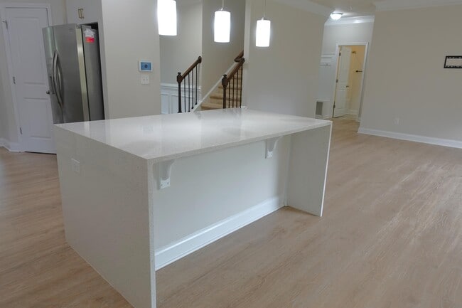 Building Photo - 24 Noble Wing Ln