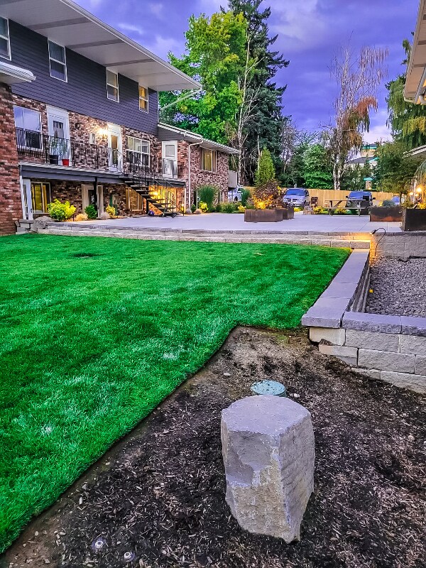 Building Photo - 2755 NE Hogan Dr