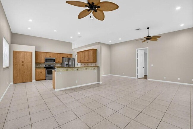 Building Photo - 5346 Vallejo Terrace