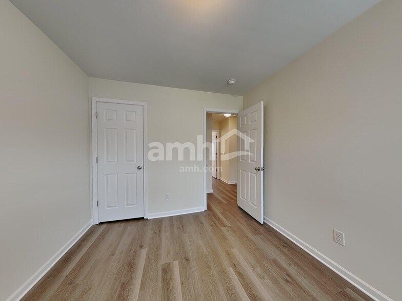 Building Photo - 4019 Tarrant Trace Cir