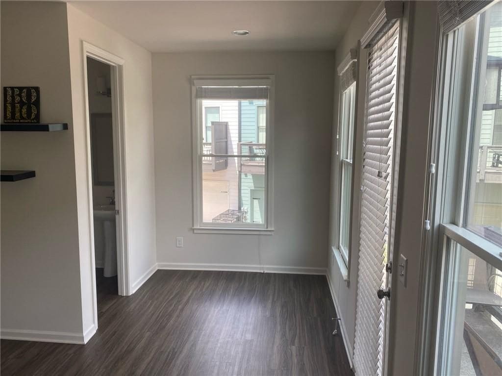 Building Photo - 757 Cady Way