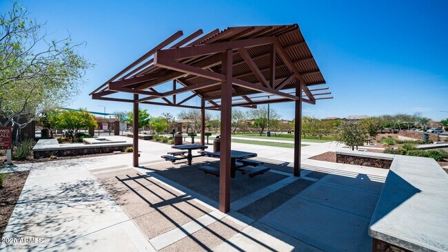 Building Photo - 9144 W Louise Dr