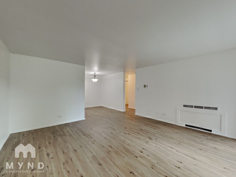 Building Photo - 1366 Garfield St