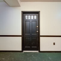Building Photo - 500 Walnut St