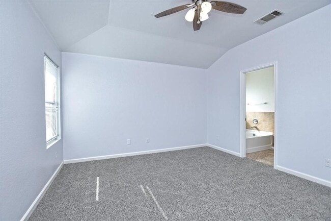 Building Photo - 401 Bandara Woods Blvd