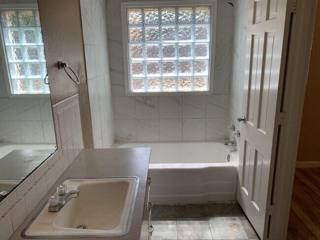 Building Photo - 5308 Gary Ave