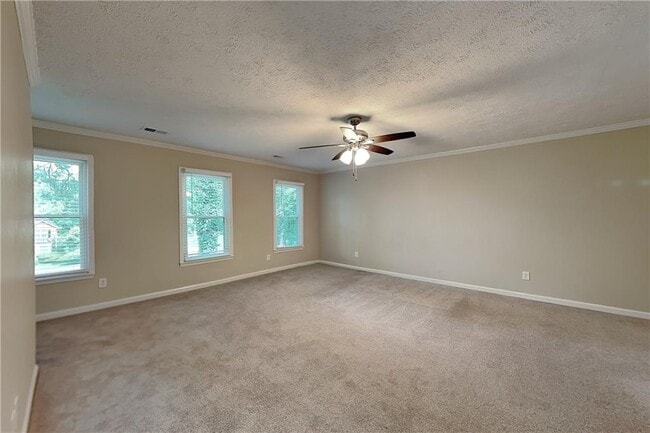 Building Photo - 2090 Moccasin Way
