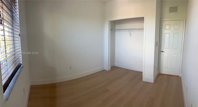 Building Photo - 12458 SW 125th Terrace