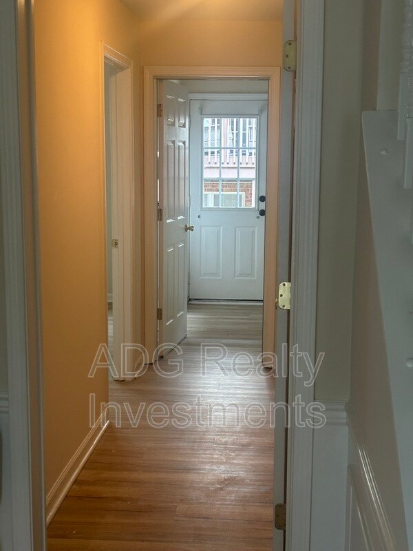 Building Photo - 5478 Werburgh St