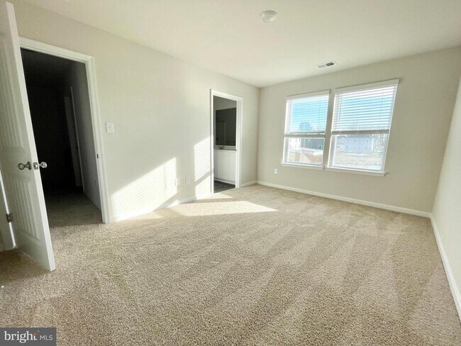 Building Photo - 28 Citrus Dr