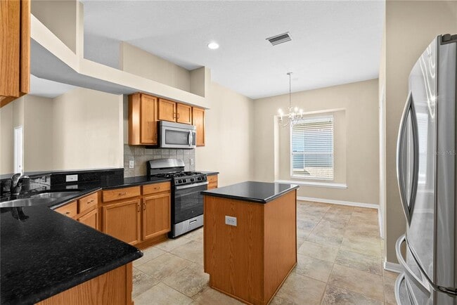 Building Photo - 4830 Sky Blue Dr