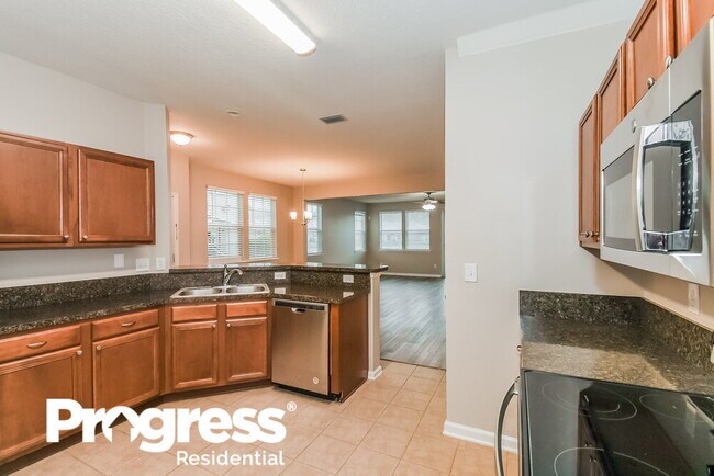 Building Photo - 6055 Bartram Village Dr