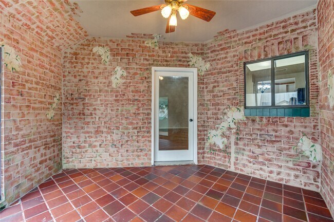 Building Photo - 4144 Greystone Way