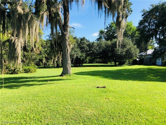 Building Photo - 17651 Cypress Creek Rd