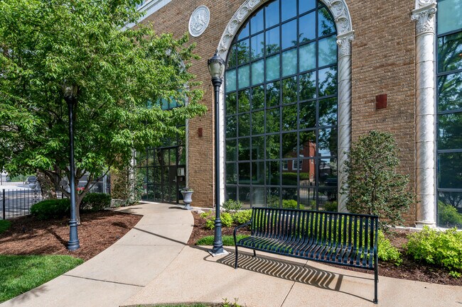 Building Photo - 4901 Washington Blvd