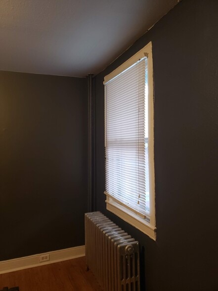 First Floor Front Room - 232 N Shippen St