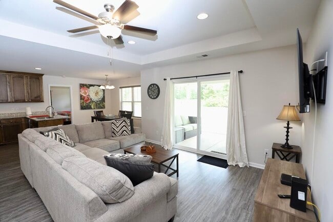 Building Photo - 4415 Patriot Pkwy