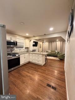 Building Photo - 1922 Merrimac Dr