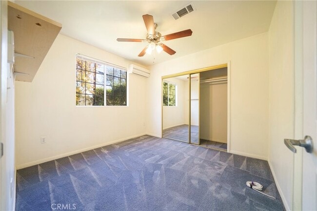 Building Photo - 5446 Columbus Ave