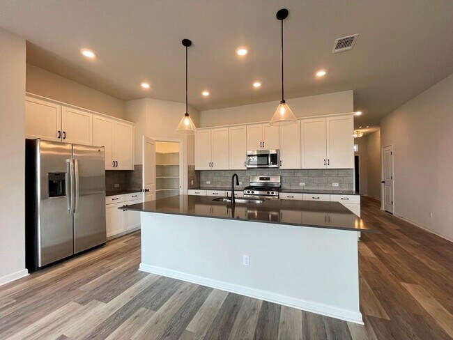 Building Photo - 149 Patrick Herndon Dr