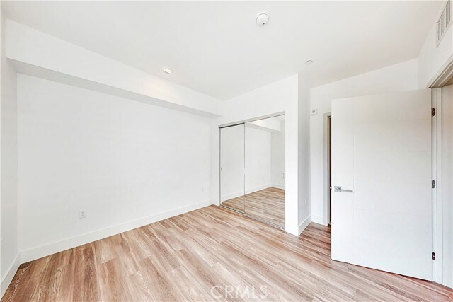 Building Photo - 1482 S Sherbourne Dr