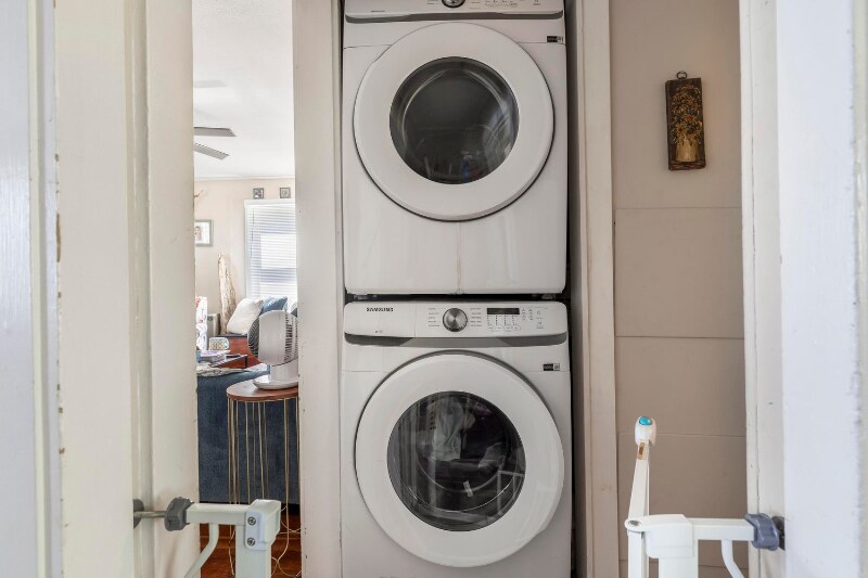 Building Photo - 91-93-93 Philbrick Ave