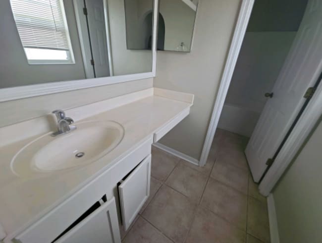 Building Photo - 6908 Waterbrook Ct