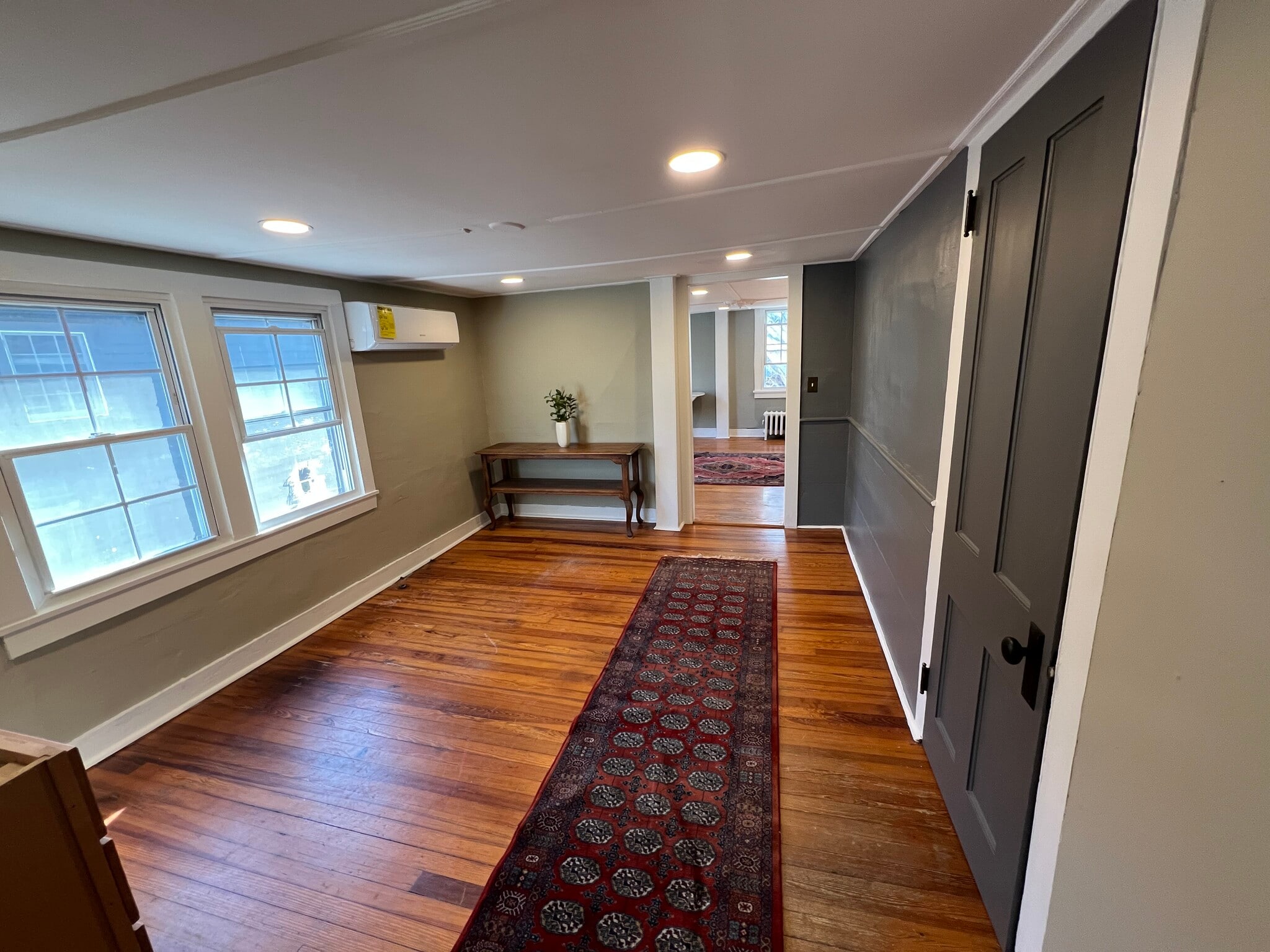 Building Photo - 235 Main St