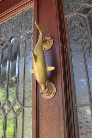 Building Photo - 1872 Seminole Dr