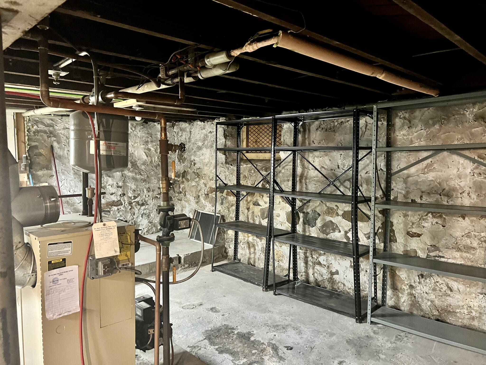 Building Photo - 36 Gunn St