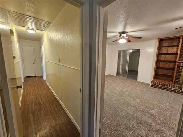 Building Photo - 2100 Redwood Pl