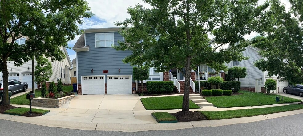 Additional front of house view - 10851 Bedfordtown Dr