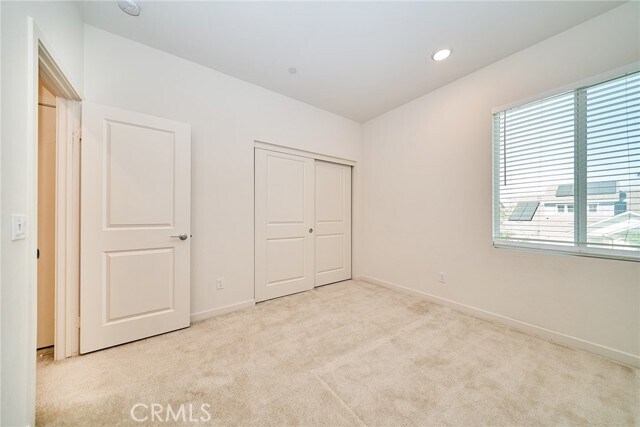 Building Photo - 2622 E Embry Ln