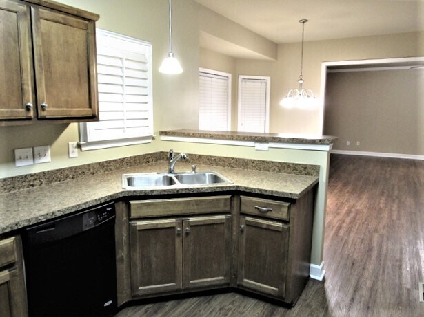 Building Photo - 3063 Romain Trail