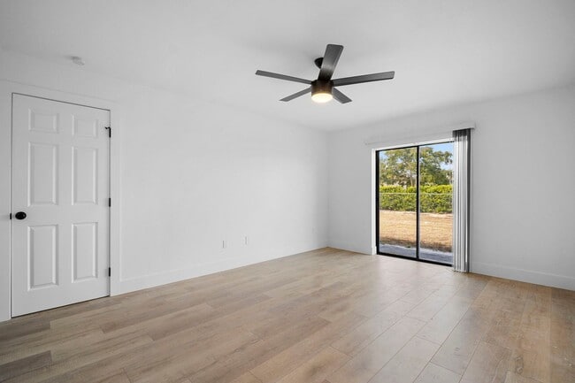 Building Photo - ****SPECIAL 2 WEEKS FREE****  Move-In Ready Cape Coral Home – Newly Remodeled Interior