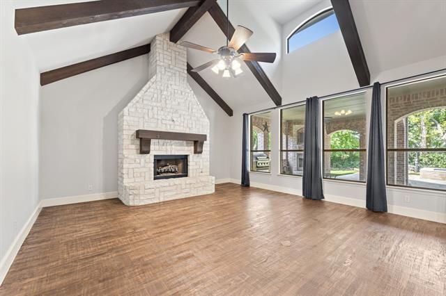 Building Photo - 981 Deer Run Ln