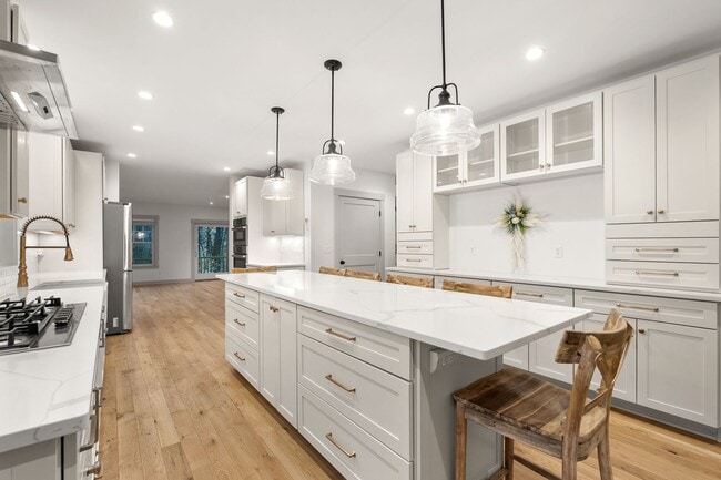 Building Photo - Keystone