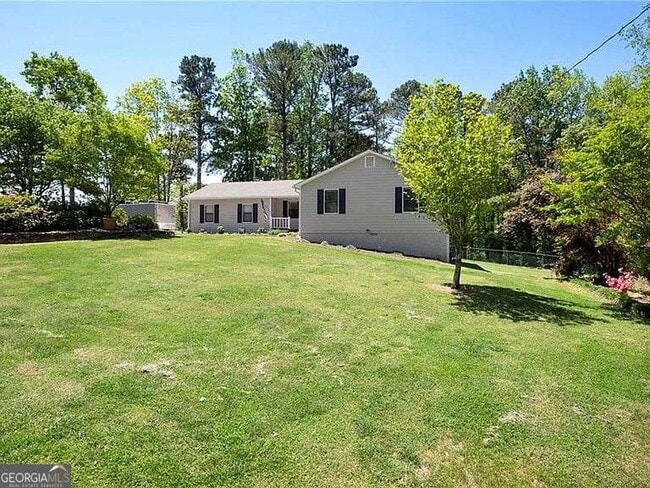 Building Photo - 14 Mill Ct