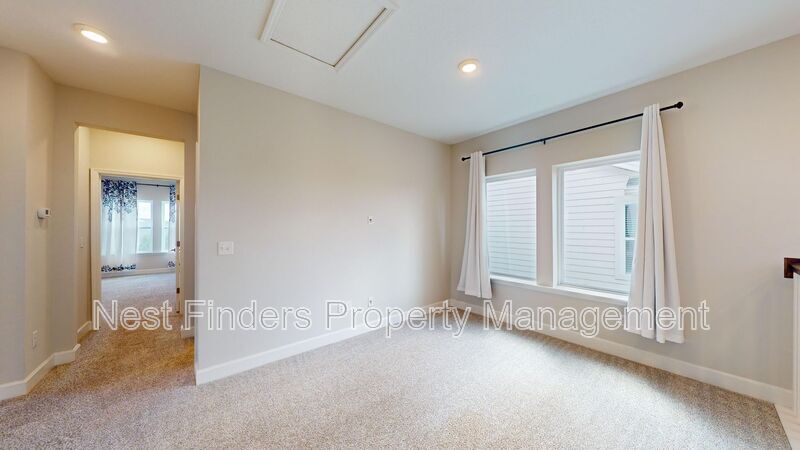 Building Photo - 202 Ashbury St