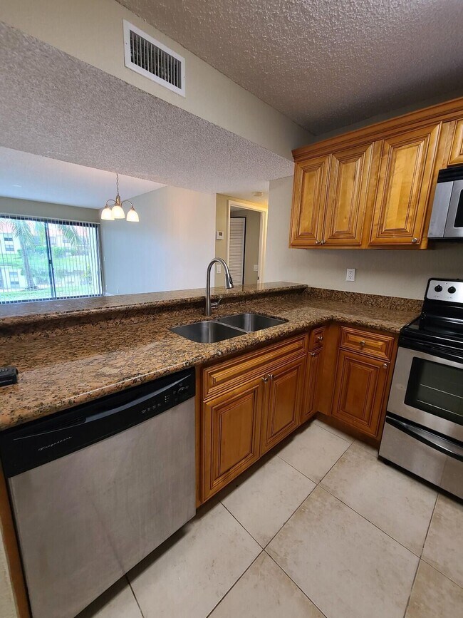 Building Photo - 1640 Windorah Way