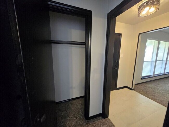 Building Photo - 10327 Bernardin Cir