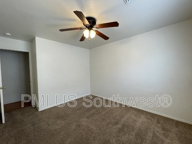 Building Photo - 3622 Terra Loma Dr