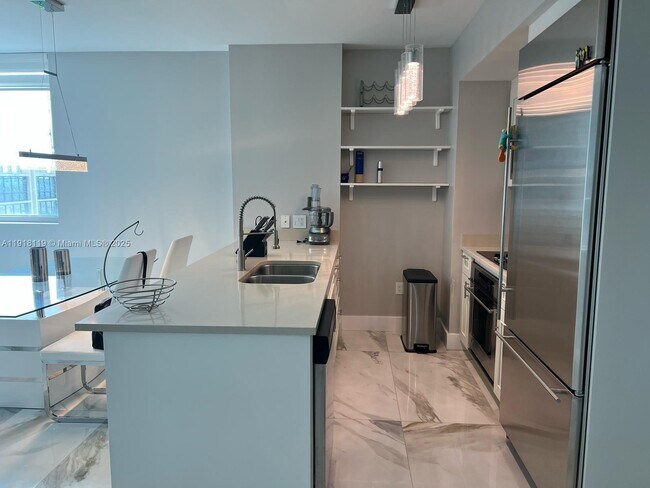 Building Photo - 55 SE 6th St